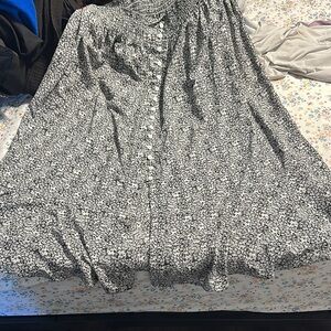 Black and White Floral Maxi Skirt